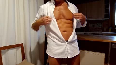 Snapshot of kimonoblues chatting on December 8, 2:30 pm kimonoblues online show from December 8, 2:30 pm