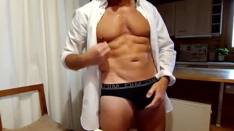 Snapshot of kimonoblues chatting on December 10, 9:55 am kimonoblues online show from December 10, 9:55 am