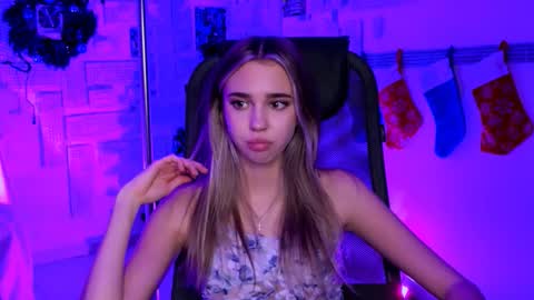 kimporins online show from January 19, 4:33 pm