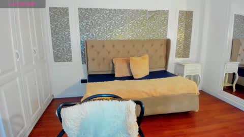 Kim online show from December 22, 9:42 pm