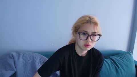 Snapshot of kimy_jina chatting on June 25, 3:17 am Kimi online show from June 25, 3:17 am