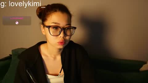 Snapshot of kimy_jina chatting on August 4, 3:21 am Kimi online show from August 4, 3:21 am