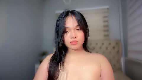 Snapshot of kina_greyx chatting on June 2, 10:50 am kina online show from June 2, 10:50 am