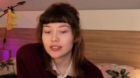 kina_ka online show from December 18, 5:35 am