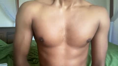 Snapshot of kinda_horny_right_now chatting on June 23, 4:54 am Isaac online show from June 23, 4:54 am