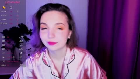 Hazel online show from November 19, 9:20 am