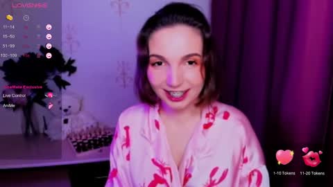 Hazel online show from November 25, 12:21 am