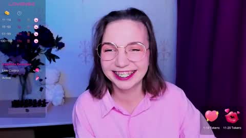 Hazel online show from March 10, 6:24 pm