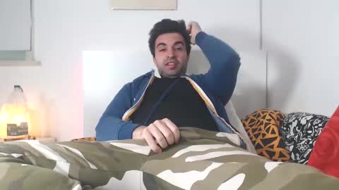 Snapshot of king7045 chatting on January 6, 8:57 am king7045 online show from January 6, 8:57 am