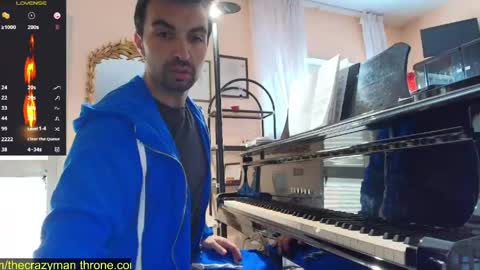 Snapshot of king7045 chatting on May 11, 7:03 am king7045 online show from May 11, 7:03 am