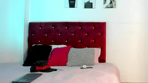Snapshot of king_ares1 chatting on May 30, 11:07 am king_ares1 online show from May 30, 11:07 am