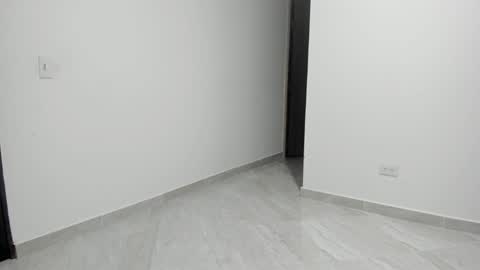 Snapshot of king_brihana chatting on December 24, 2:10 am johan and Brihana online show from December 24, 2:10 am