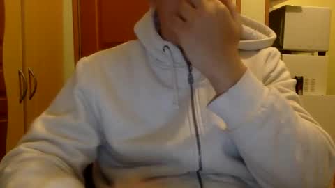 Snapshot of king_cobr chatting on February 3, 7:42 pm king_cobr online show from February 3, 7:42 pm