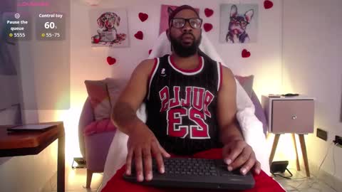 Snapshot of king_mallik chatting on February 19, 1:07 pm Malik online show from February 19, 1:07 pm