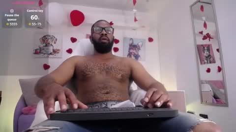 Snapshot of king_mallik chatting on February 21, 1:12 pm Malik online show from February 21, 1:12 pm