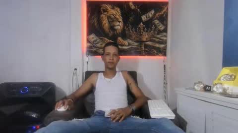 Snapshot of king_master7 chatting on June 7, 8:12 pm king_master7 online show from June 7, 8:12 pm