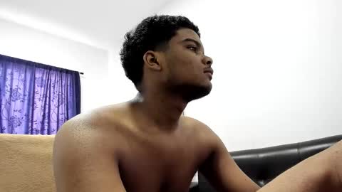 Snapshot of king_men2 chatting on September 28, 5:40 pm king_men2 online show from September 28, 5:40 pm