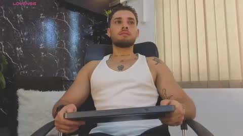 Snapshot of king_meruem chatting on July 13, 7:27 pm king_meruem online show from July 13, 7:27 pm