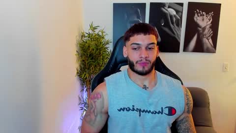 Snapshot of king_of_kings__ chatting on January 17, 3:00 pm king_of_kings__ online show from January 17, 3:00 pm