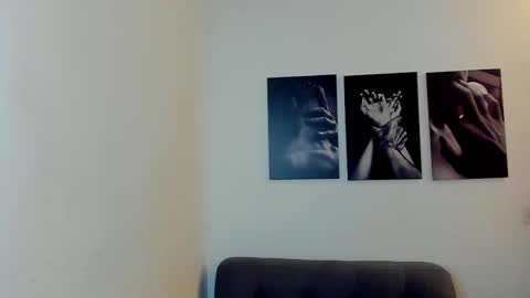 Snapshot of king_of_kings__ chatting on October 18, 12:57 am king_of_kings__ online show from October 18, 12:57 am