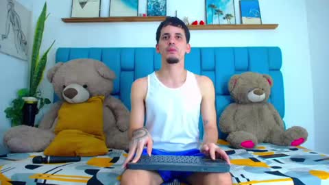 king voy online show from March 19, 5:55 am