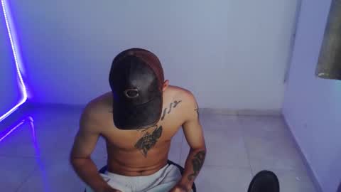 Snapshot of king_warlord chatting on December 5, 6:48 pm king_warlord online show from December 5, 6:48 pm