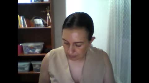 Snapshot of kingalejito chatting on May 31, 2:53 am KingAlejo online show from May 31, 2:53 am