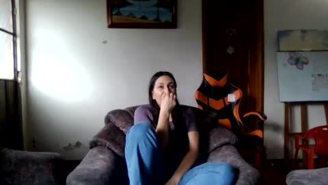 Snapshot of kingalejito chatting on June 7, 7:50 pm KingAlejo online show from June 7, 7:50 pm