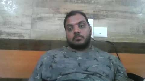 Snapshot of kingalpines1 chatting on October 18, 7:03 pm kingalpines1 online show from October 18, 7:03 pm