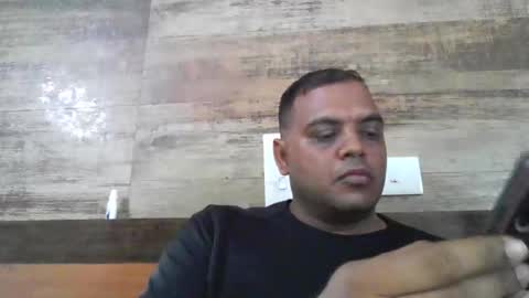 Snapshot of kingalpines1 chatting on February 4, 3:12 am kingalpines1 online show from February 4, 3:12 am