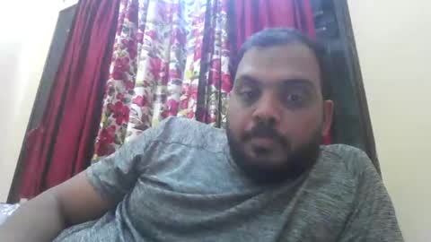 Snapshot of kingalpines1 chatting on April 2, 5:21 pm kingalpines1 online show from April 2, 5:21 pm