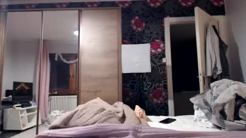 sexysexyhotwetpinkredpussy online show from December 22, 4:38 pm