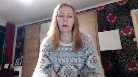 sexysexyhotwetpinkredpussy online show from October 27, 5:39 pm