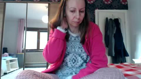 Snapshot of kingandprincess chatting on May 26, 5:53 pm sexysexyhotwetpinkredpussy online show from May 26, 5:53 pm