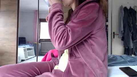Snapshot of kingandprincess chatting on May 31, 5:31 pm sexysexyhotwetpinkredpussy online show from May 31, 5:31 pm