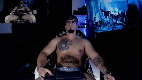 King Bear online show from December 8, 7:11 pm