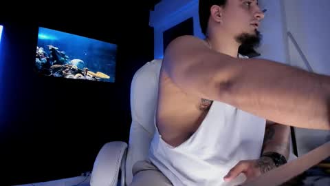 King Bear online show from September 22, 2:02 am