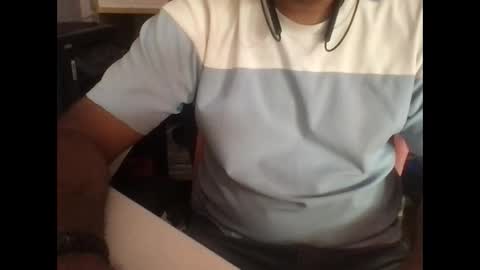 Snapshot of kingcobra_08 chatting on May 16, 7:05 am kingcobra_08 online show from May 16, 7:05 am