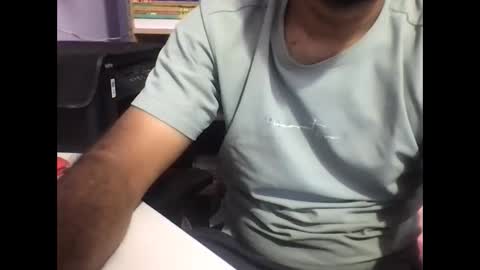 Snapshot of kingcobra_08 chatting on June 6, 3:00 am kingcobra_08 online show from June 6, 3:00 am