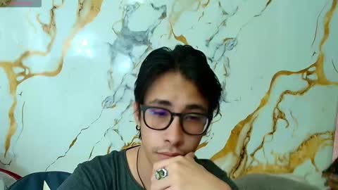 kingdanny_8 online show from March 9, 1:20 am