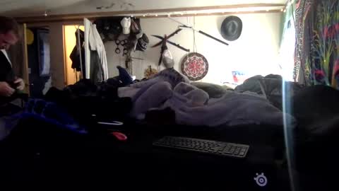 Jerry online show from November 2, 10:56 pm