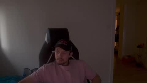 Snapshot of kingkong47971853 chatting on November 9, 2:48 pm kingkong47971853 online show from November 9, 2:48 pm