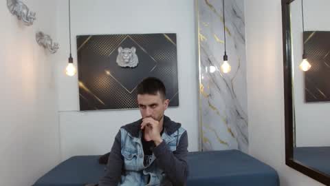 KING  online show from March 9, 2:48 am