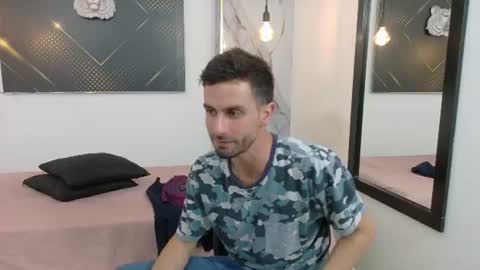 KING  online show from July 5, 4:19 am