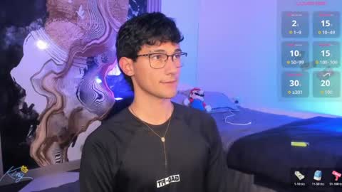  A L E X  online show from July 1, 9:36 pm