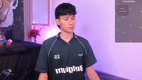  A L E X  online show from July 25, 2:09 am