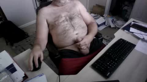 Snapshot of kingrioghan chatting on May 6, 11:37 am kingrioghan online show from May 6, 11:37 am