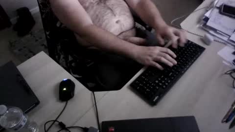 Snapshot of kingrioghan chatting on May 19, 12:33 pm kingrioghan online show from May 19, 12:33 pm