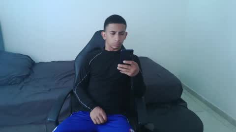 Snapshot of kings_latins chatting on May 22, 8:36 pm DOMINANT ALPHA KINGS online show from May 22, 8:36 pm