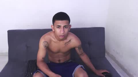 Snapshot of kings_latins chatting on June 9, 4:51 pm DOMINANT ALPHA KINGS online show from June 9, 4:51 pm